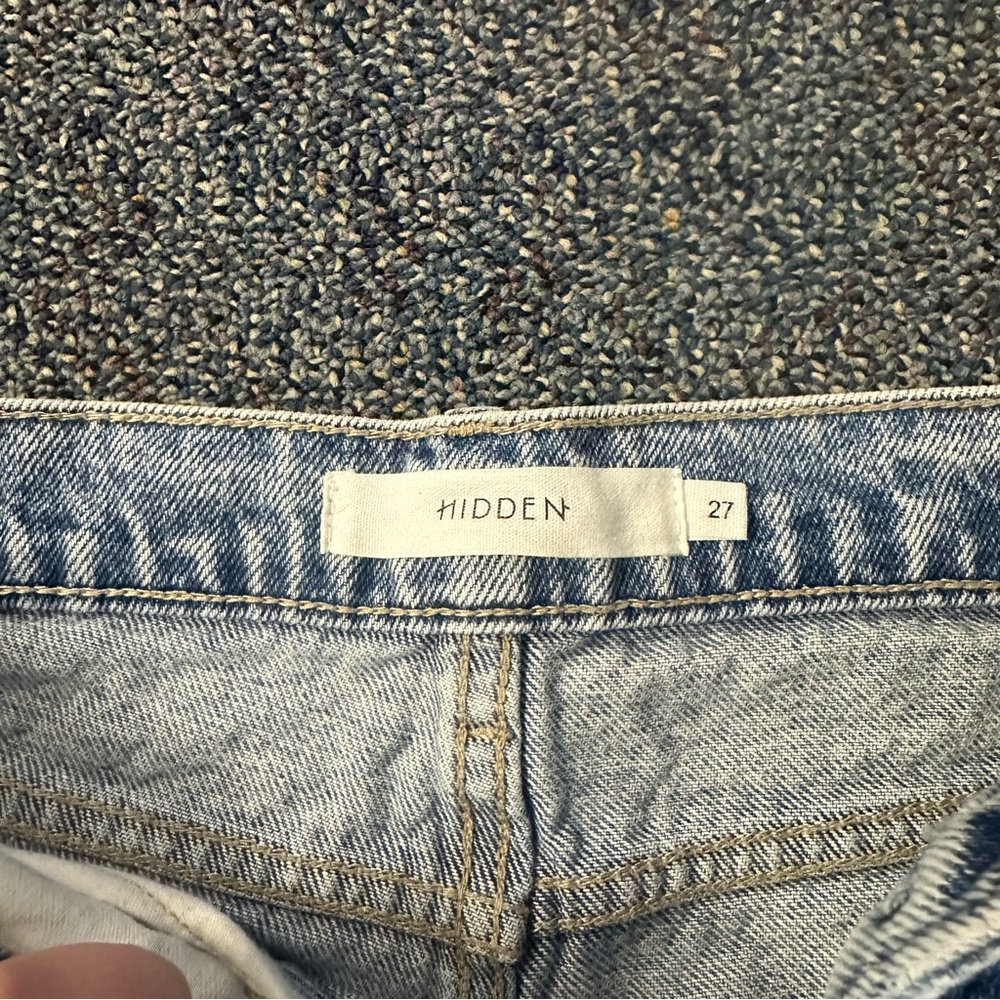 Hidden Ripped Jeans - Picture 4 of 5